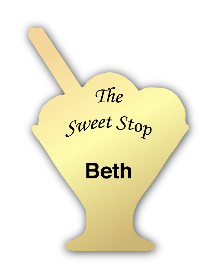 Smooth Plastic Dessert 2 Shape Name Tag - 2.6 x 1.9 inches